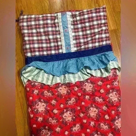 Matilda Jane Bed Of Roses Sleeping Bag Red Flowers Plaid Ruffle Girls Roll Up - Picture 4 of 7